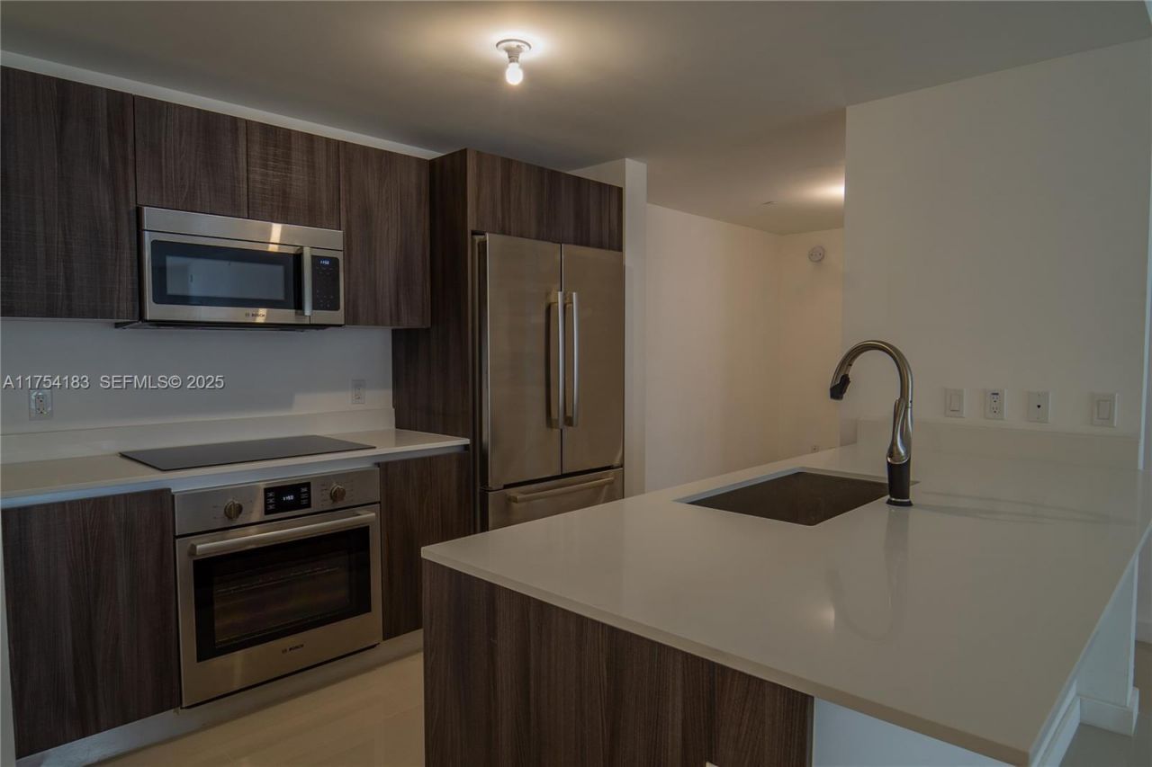488 NE 18 St, Unit 1809, Miami, FL 33132 Photo