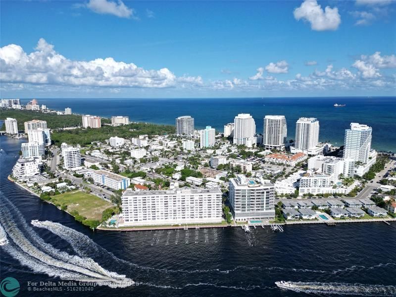 527 Orton Avenue, Unit 302B, Fort Lauderdale, FL 33304 Photo
