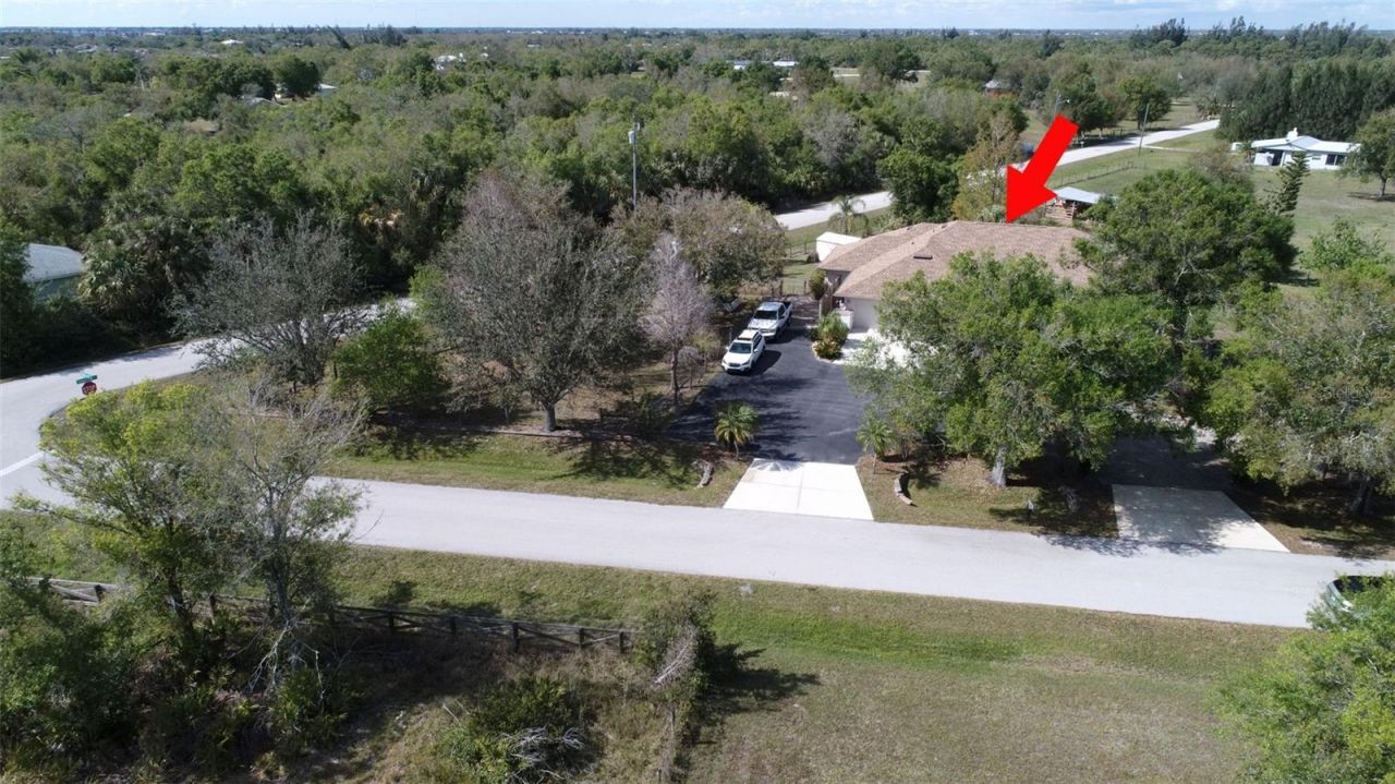 825 Robinhood Drive, Punta Gorda, FL 33982 Photo