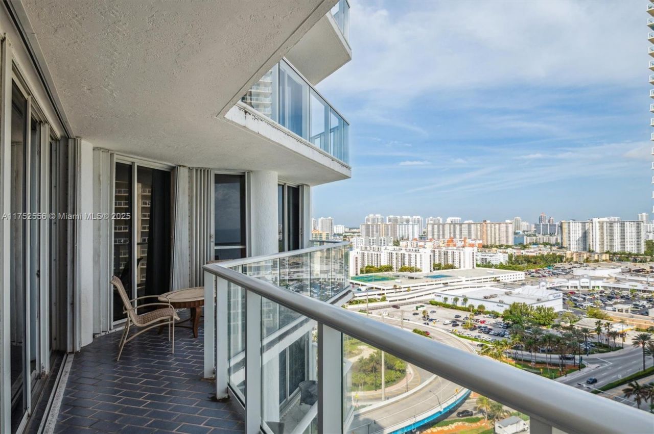 16485 Collins Ave, Unit 2035, Sunny Isles Beach, FL 33160 Photo