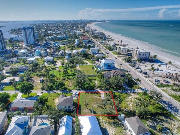 119 Sabal DR, FORT MYERS BEACH, FL 33931