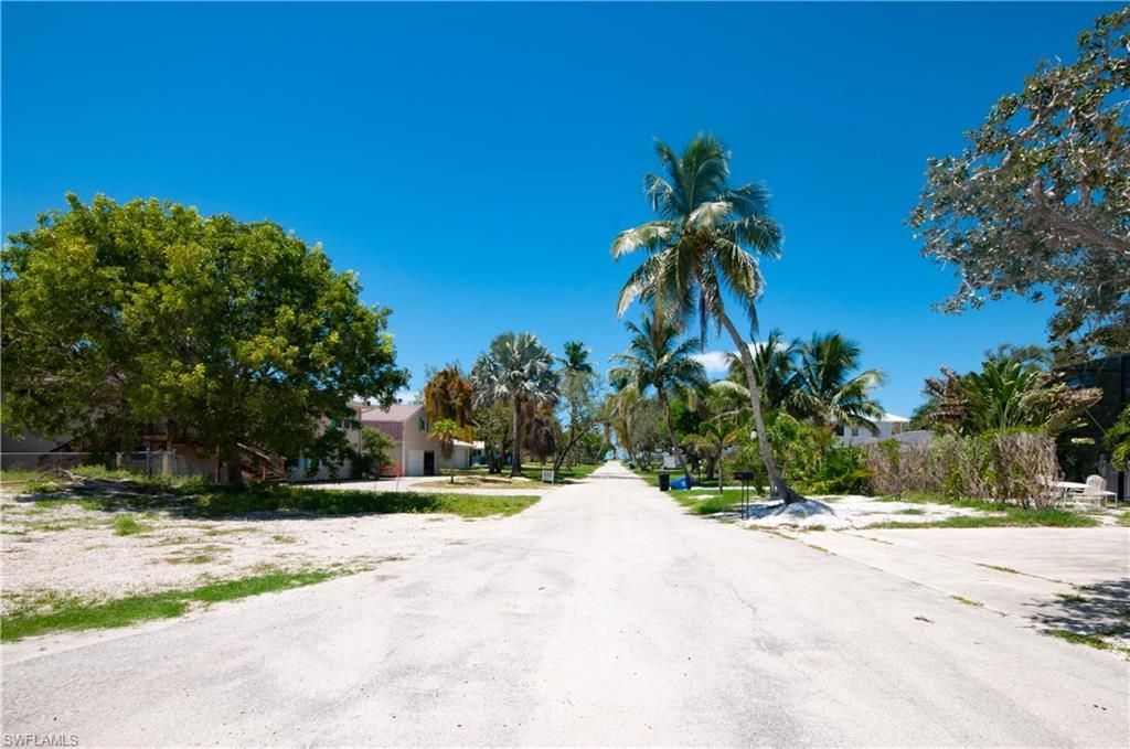 119 Sabal Dr, Fort Myers Beach, FL 33931 Photo