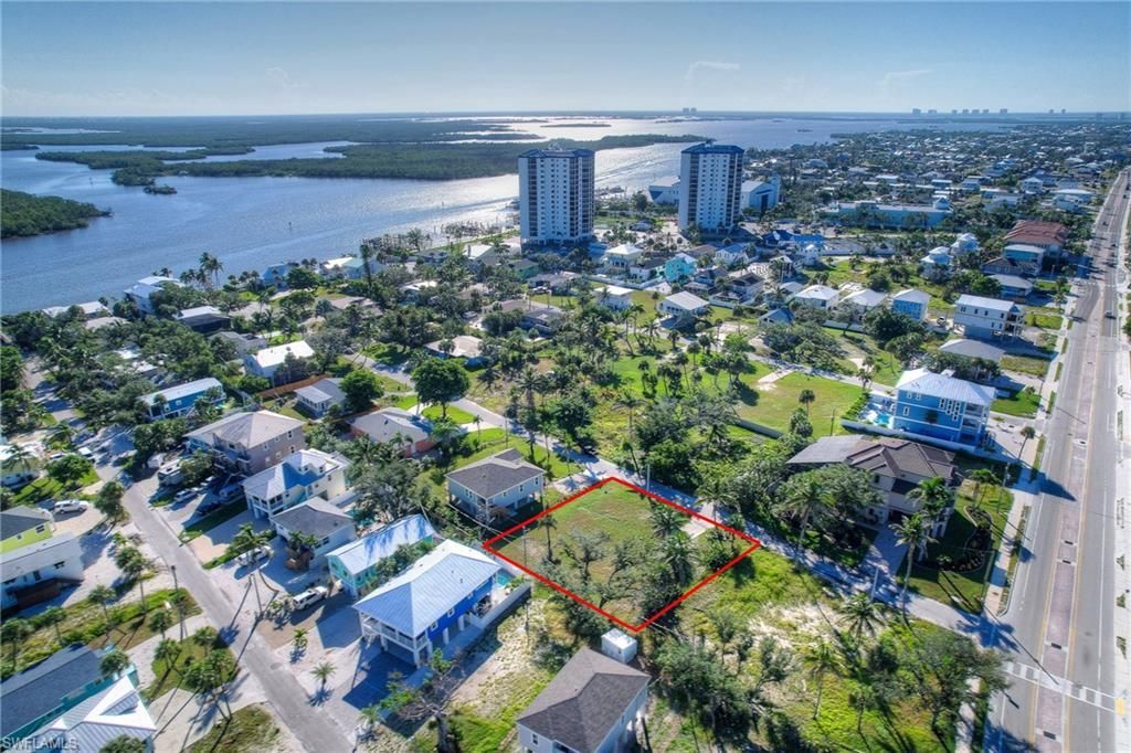 119 Sabal Dr, Fort Myers Beach, FL 33931 Photo