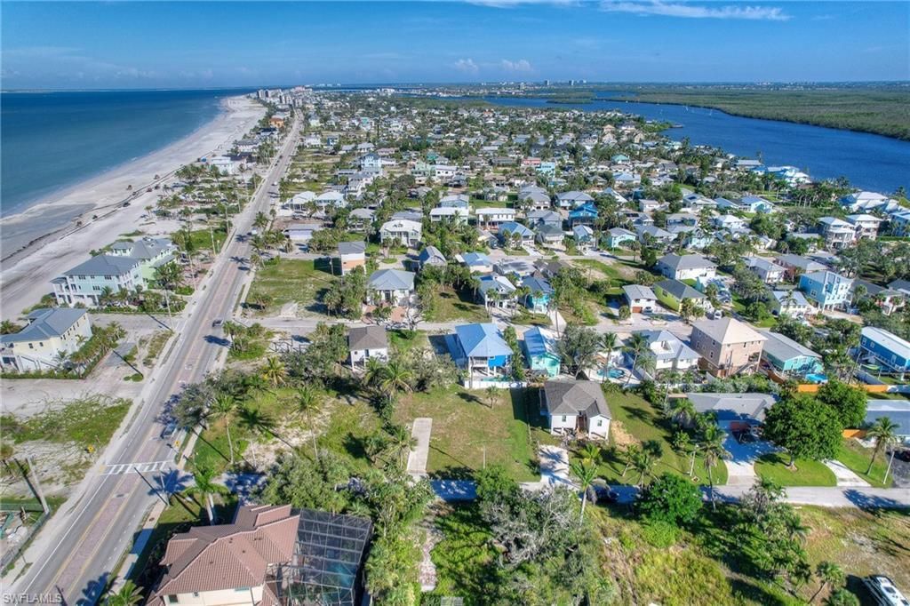 119 Sabal Dr, Fort Myers Beach, FL 33931 Photo