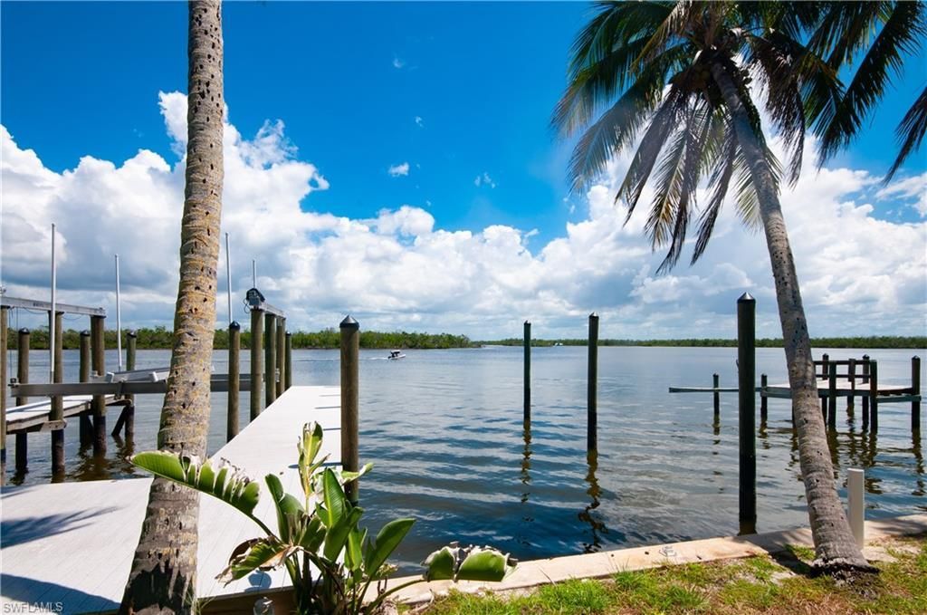 119 Sabal Dr, Fort Myers Beach, FL 33931 Photo