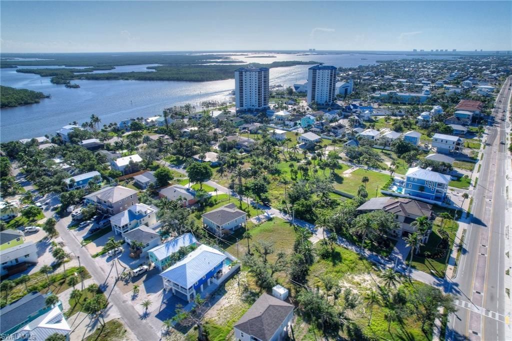 119 Sabal Dr, Fort Myers Beach, FL 33931 Photo