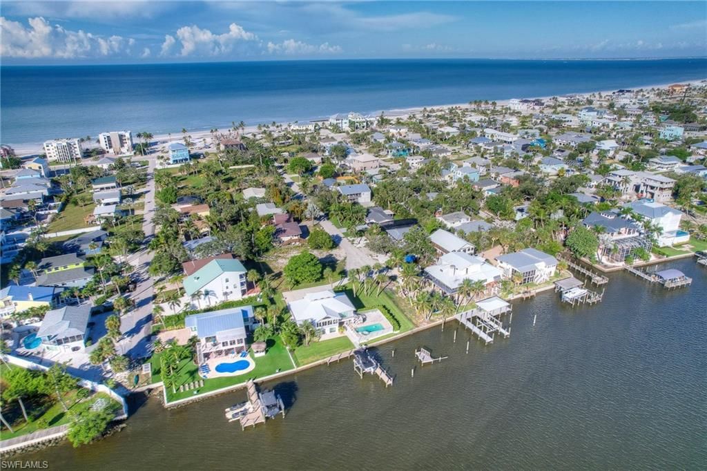 119 Sabal Dr, Fort Myers Beach, FL 33931 Photo