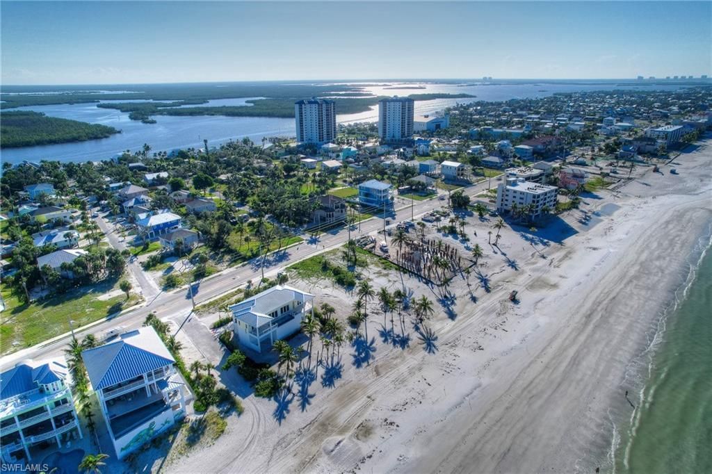 119 Sabal Dr, Fort Myers Beach, FL 33931 Photo