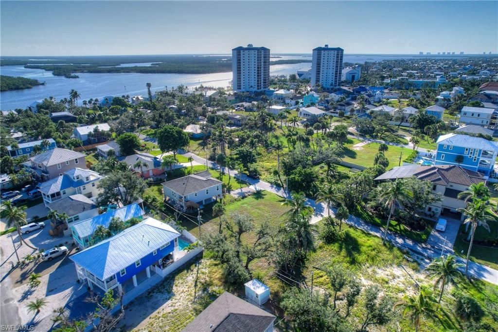 119 Sabal Dr, Fort Myers Beach, FL 33931 Photo