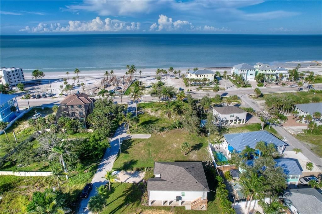 119 Sabal Dr, Fort Myers Beach, FL 33931 Photo