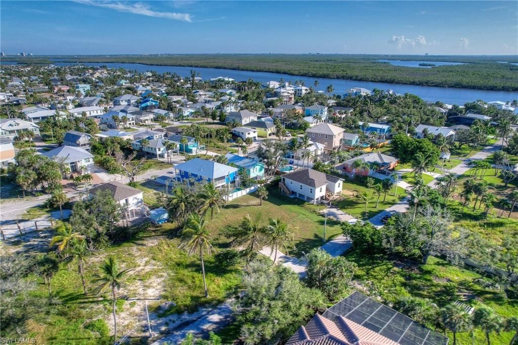 119 Sabal Dr, Fort Myers Beach, FL 33931 Photo