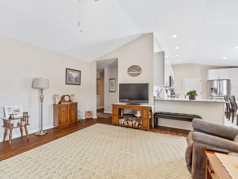 820 Timbers Edge, Marysville, OH 43040 Photo 8