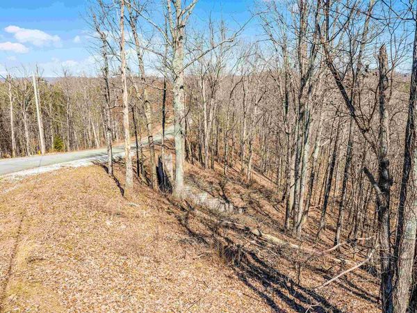 37 EAGLE POINT DR, Cherokee, AL 35616