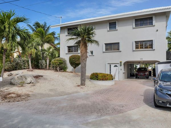 132 N Indies Drive, Duck, FL 33050