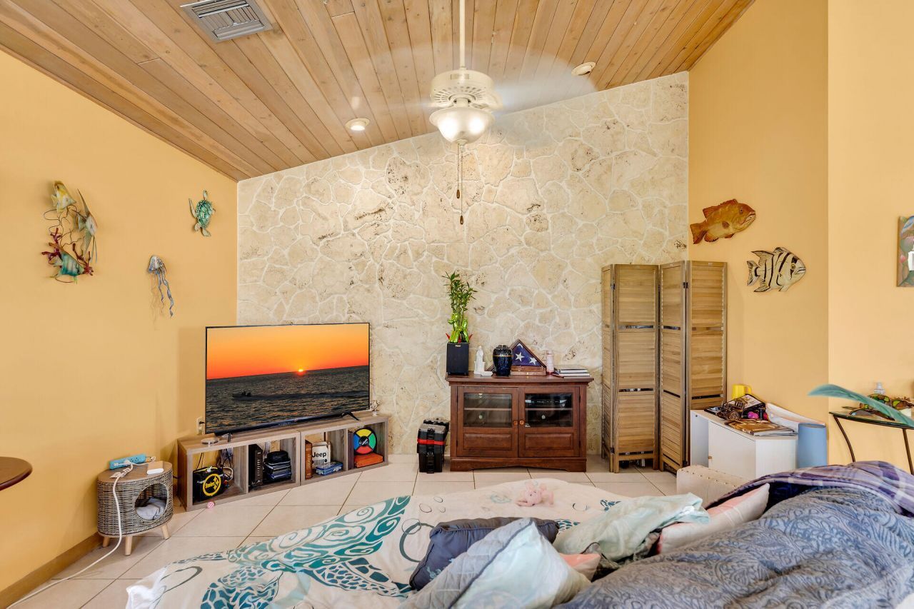 132 N Indies Drive, Duck, FL 33050 Photo