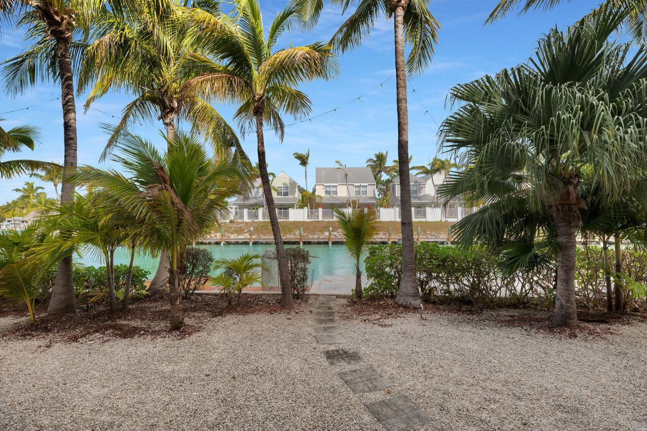 132 N Indies Drive, Duck, FL 33050 Photo