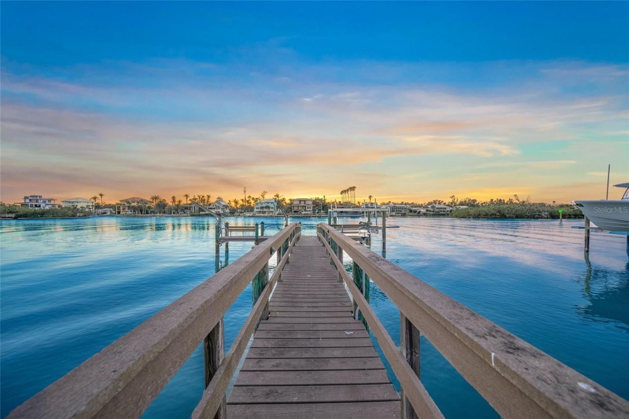 471 Bayshore Road, Nokomis, FL 34275 Photo