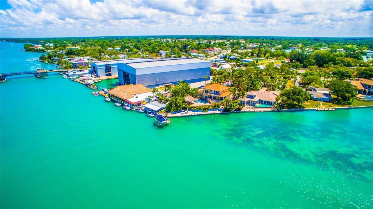 471 Bayshore Road, Nokomis, FL 34275 Photo