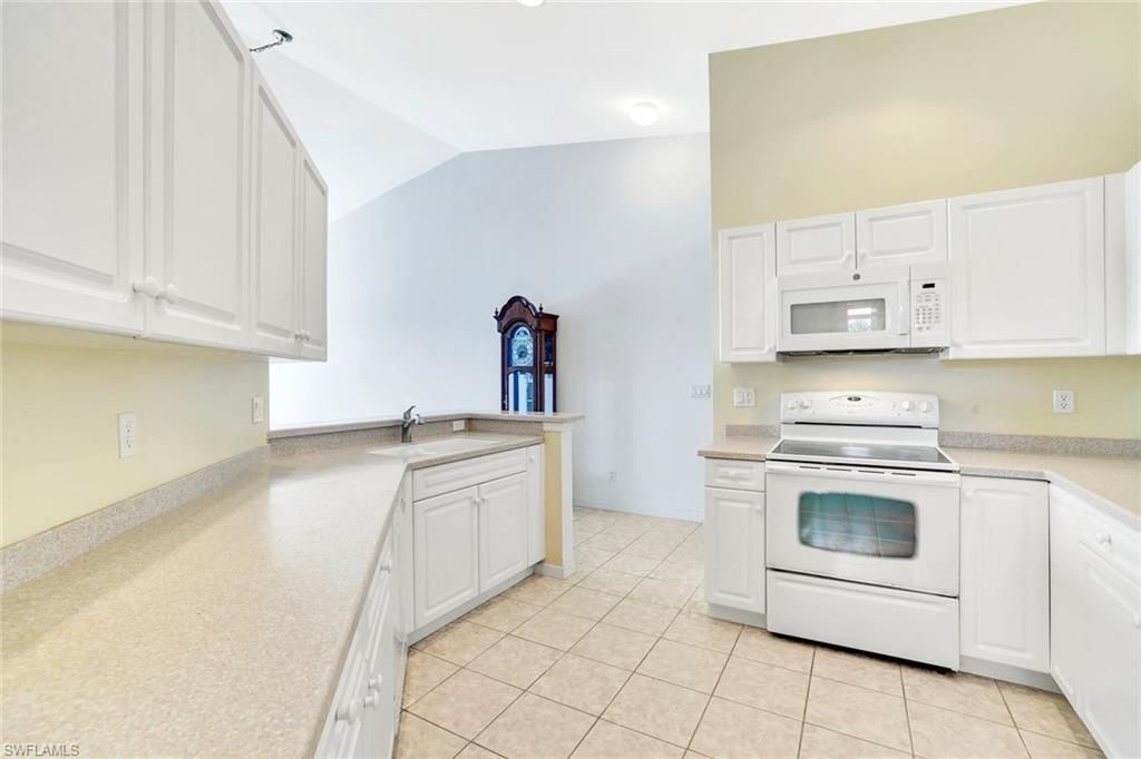 25061 Peacock Ln, Unit 201, Naples, FL 34114 Photo