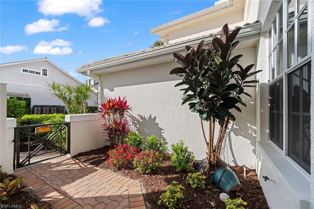 6835 San Marino Dr, Unit 809A, Naples, FL 34108 Photo