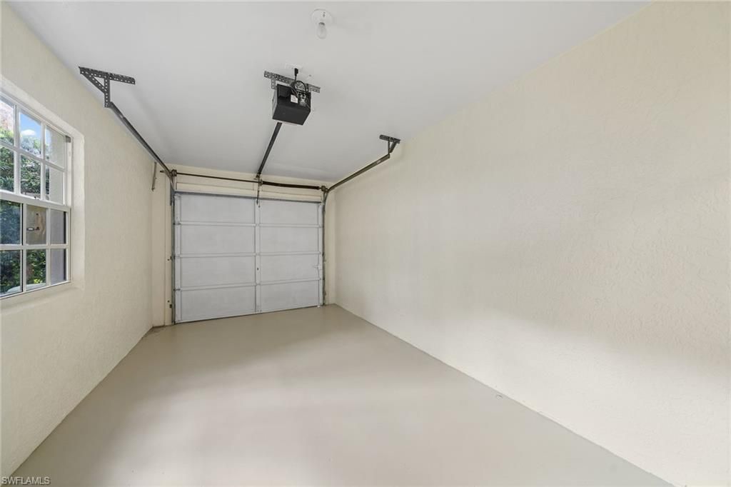 6835 San Marino Dr, Unit 809A, Naples, FL 34108 Photo