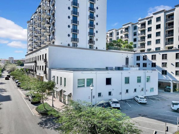 4070 Laguna St, Coral Gables, FL 33146