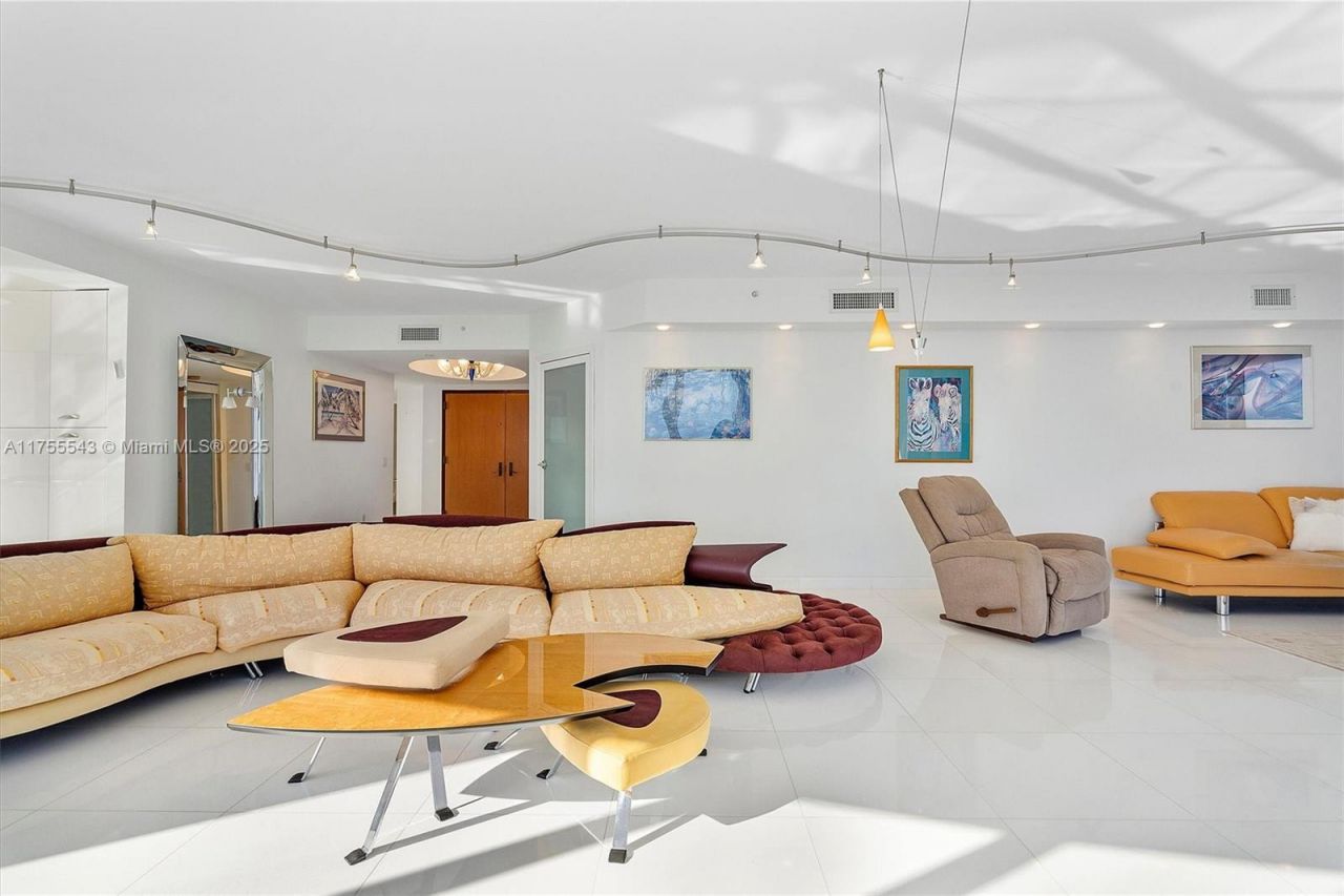 17555 Collins Ave, Unit 3701, Sunny Isles Beach, FL 33160 Photo