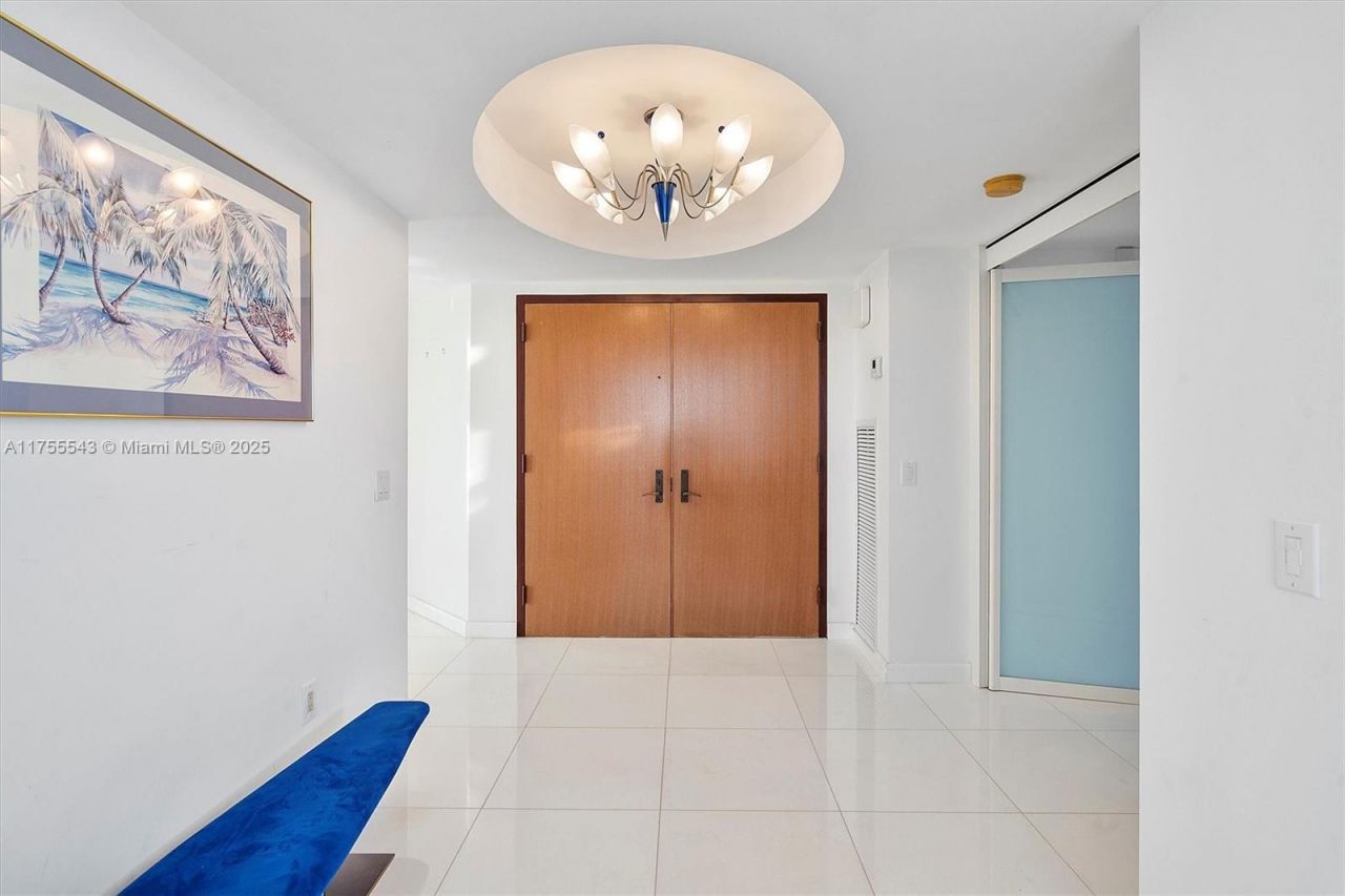 17555 Collins Ave, Unit 3701, Sunny Isles Beach, FL 33160 Photo