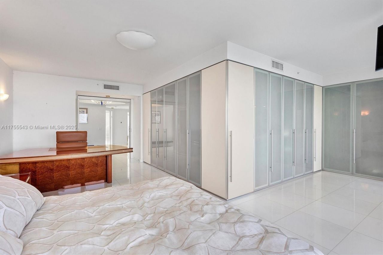 17555 Collins Ave, Unit 3701, Sunny Isles Beach, FL 33160 Photo