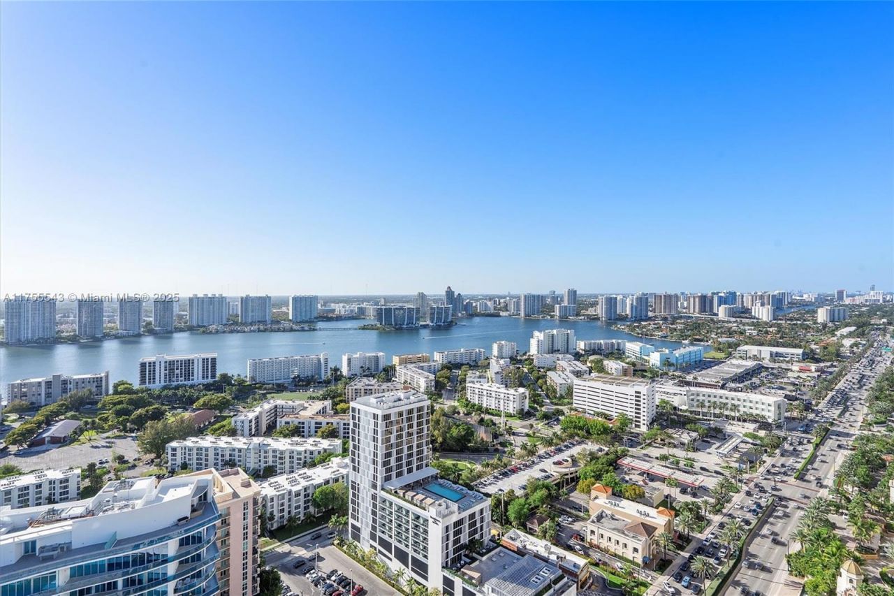 17555 Collins Ave, Unit 3701, Sunny Isles Beach, FL 33160 Photo