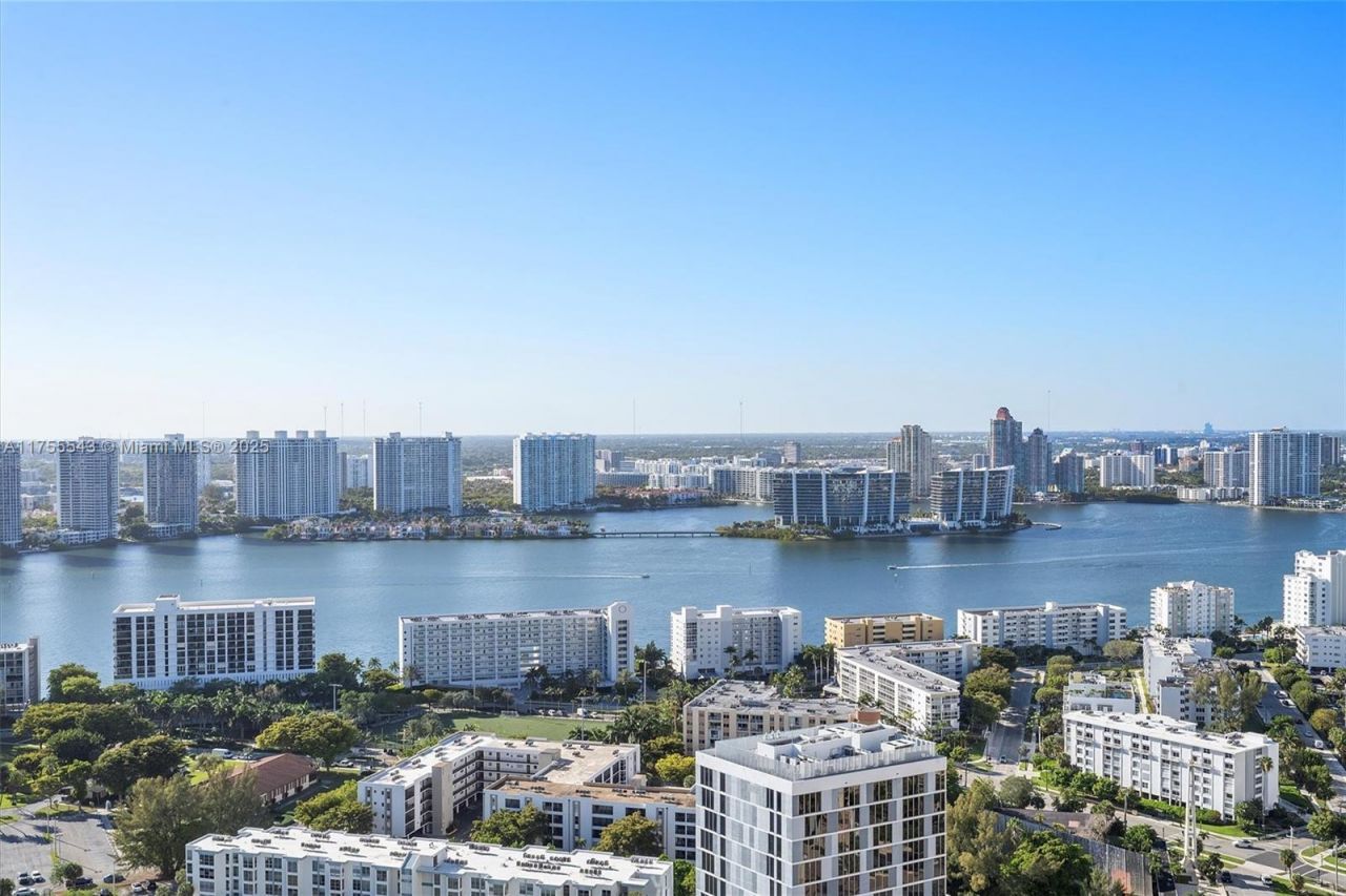 17555 Collins Ave, Unit 3701, Sunny Isles Beach, FL 33160 Photo