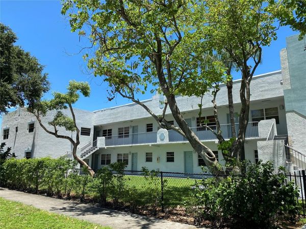 1925 Madison St, Unit 11, Hollywood, FL 33020