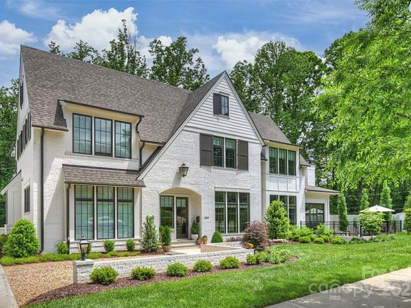 2509 Montrose Court, Charlotte, NC 28207