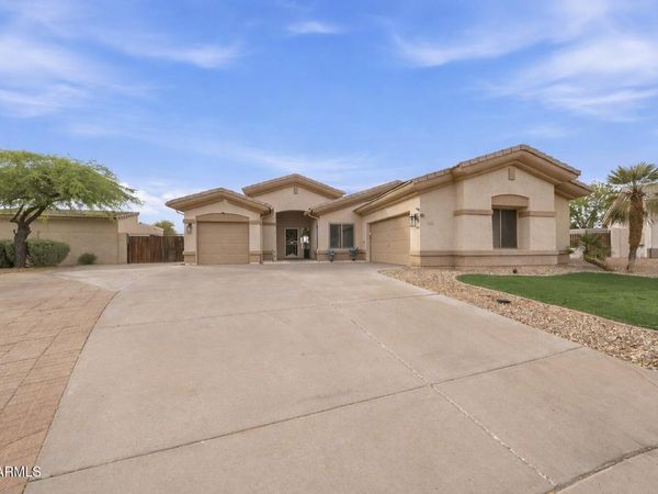 13350 W LA REATA Avenue, Goodyear, AZ 85395