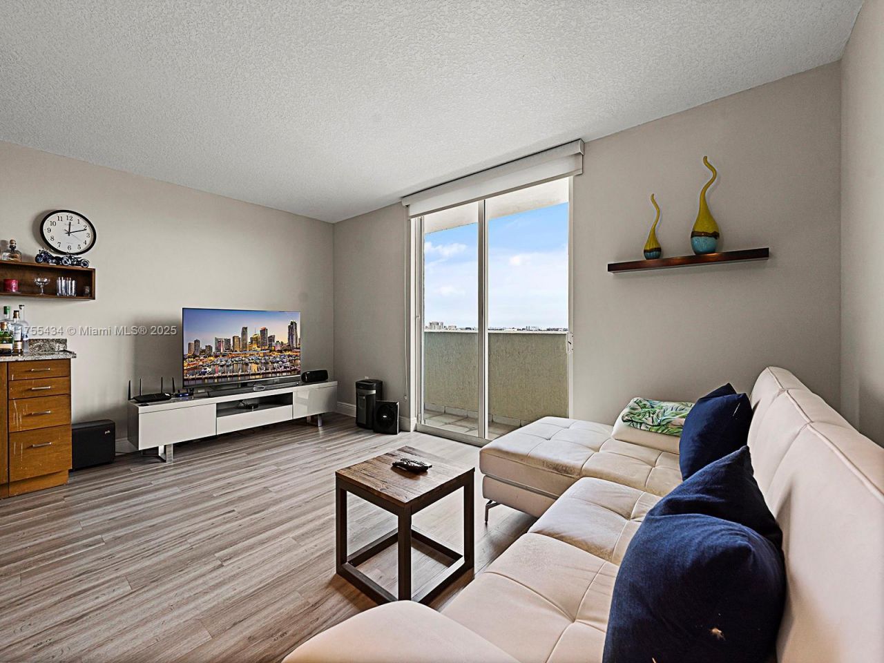 3000 Coral Way, Unit 1009, Miami, FL 33145 Photo