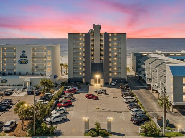 327 E Beach Boulevard, Unit 1B, Gulf Shores, AL 36542