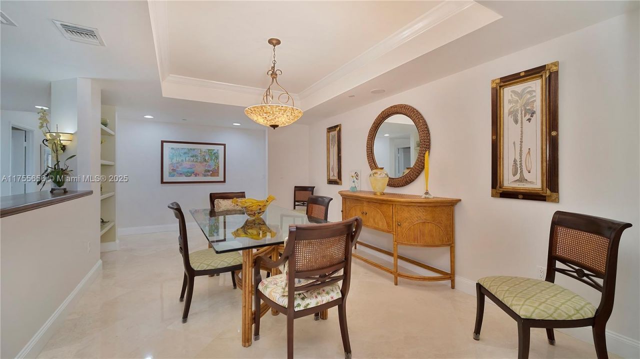 791 Crandon Blvd, Unit 404, Key Biscayne, FL 33149 Photo