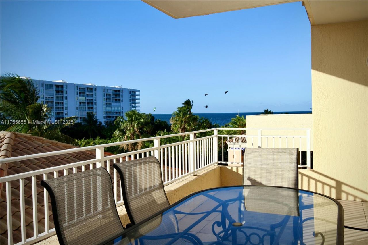 791 Crandon Blvd, Unit 404, Key Biscayne, FL 33149 Photo