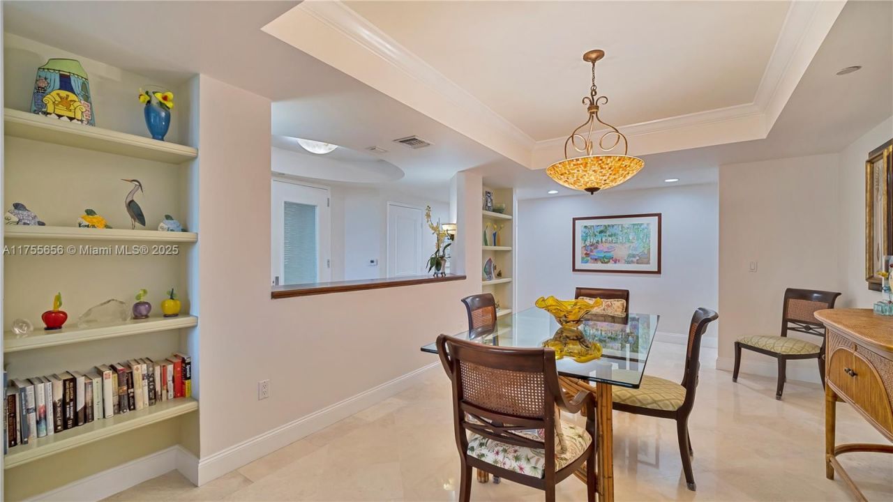 791 Crandon Blvd, Unit 404, Key Biscayne, FL 33149 Photo