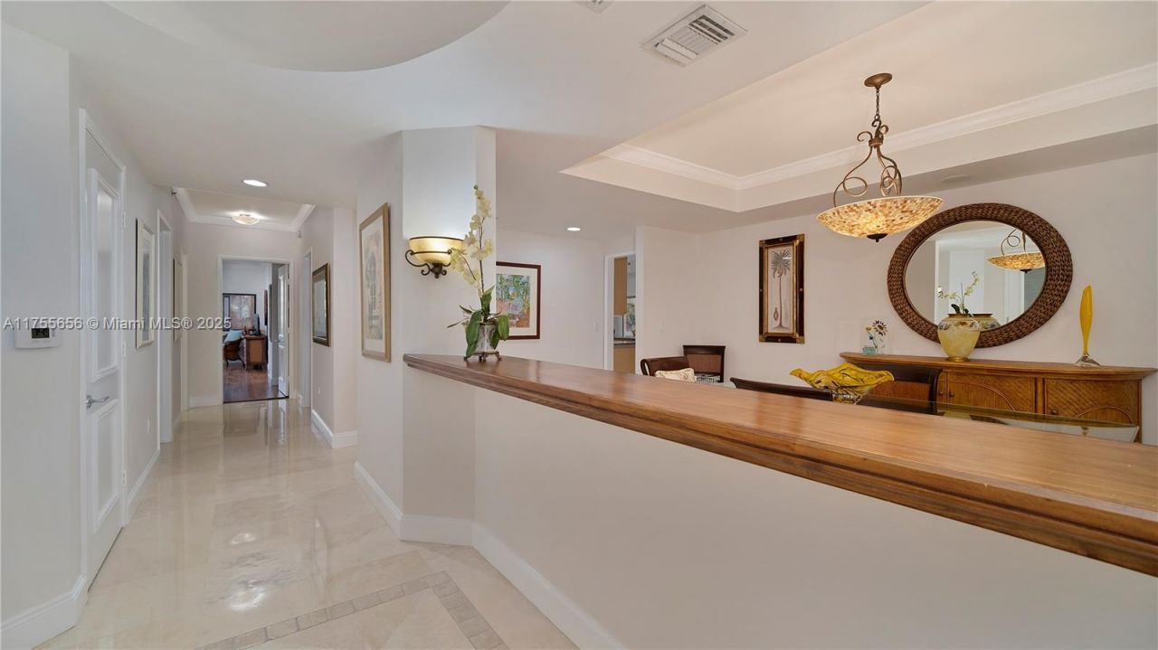 791 Crandon Blvd, Unit 404, Key Biscayne, FL 33149 Photo