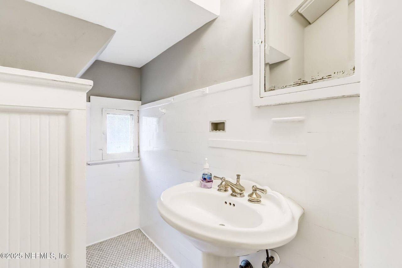 2727 Riverside Avenue, Jacksonville, FL 32205 Photo