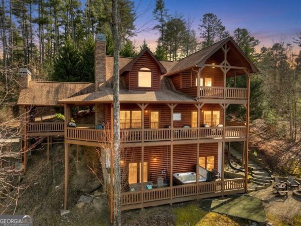 602 Laurel Creek Trail, Blue Ridge, GA 30513