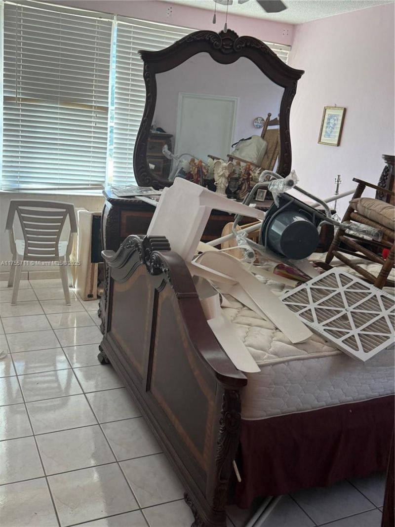 18555 NE 14th Ave, Unit 502-B, Miami, FL 33179 Photo