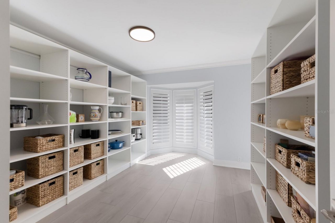 367 W Royal Flamingo Drive, Sarasota, FL 34236 Photo