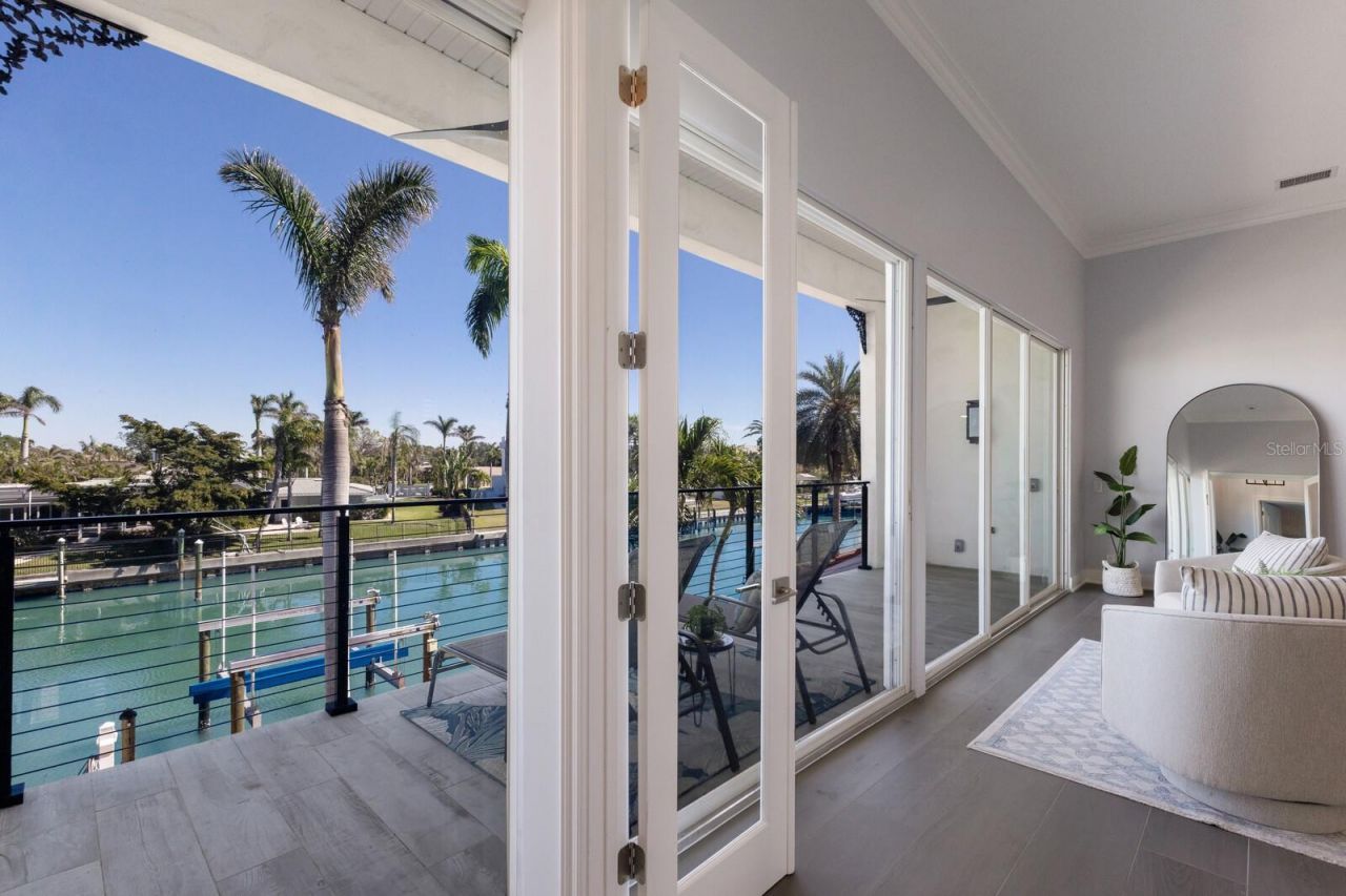 367 W Royal Flamingo Drive, Sarasota, FL 34236 Photo