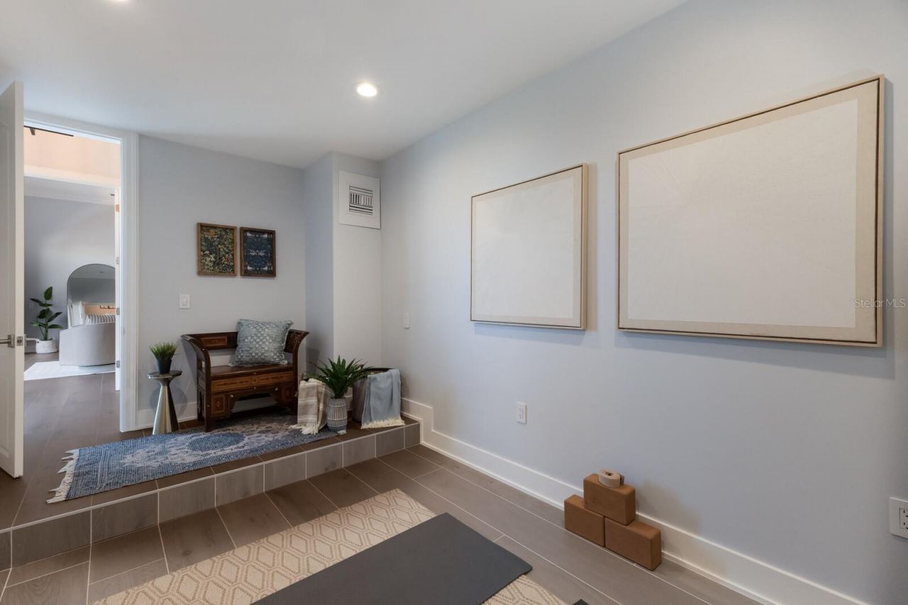 367 W Royal Flamingo Drive, Sarasota, FL 34236 Photo