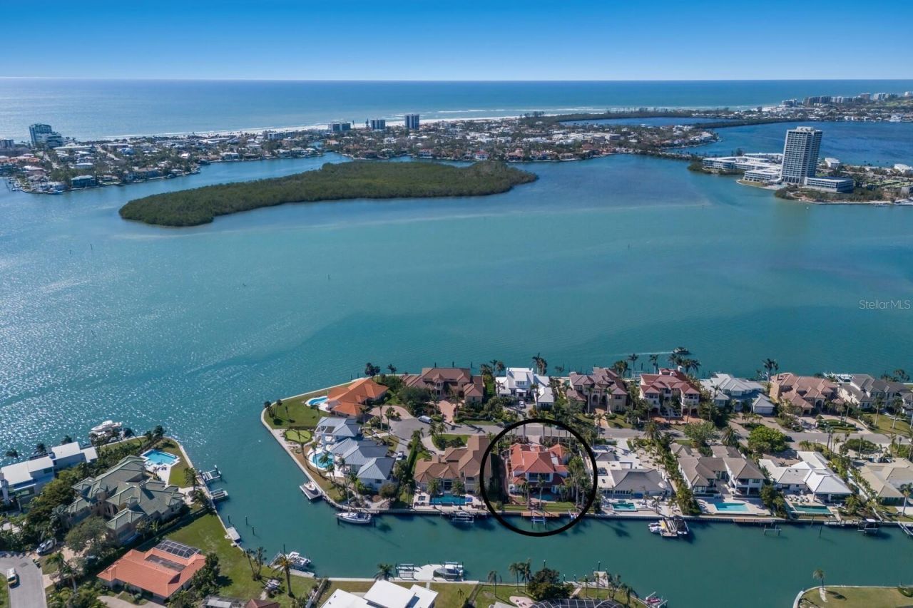 367 W Royal Flamingo Drive, Sarasota, FL 34236 Photo