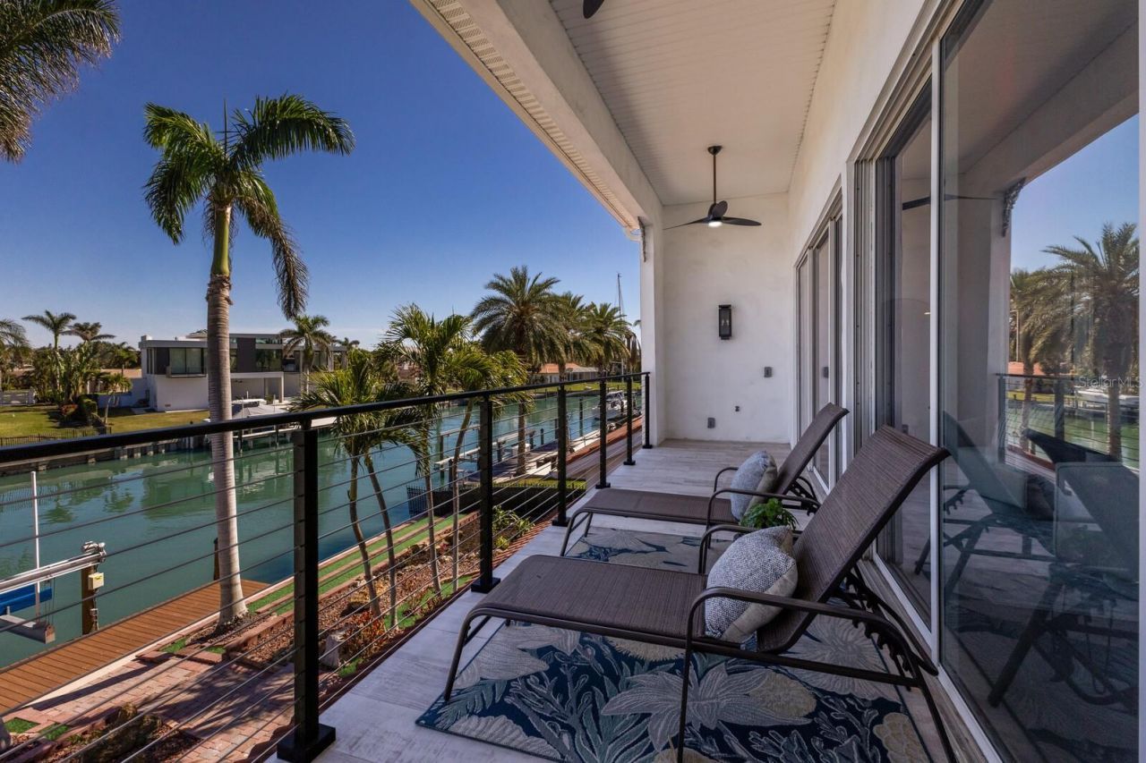 367 W Royal Flamingo Drive, Sarasota, FL 34236 Photo