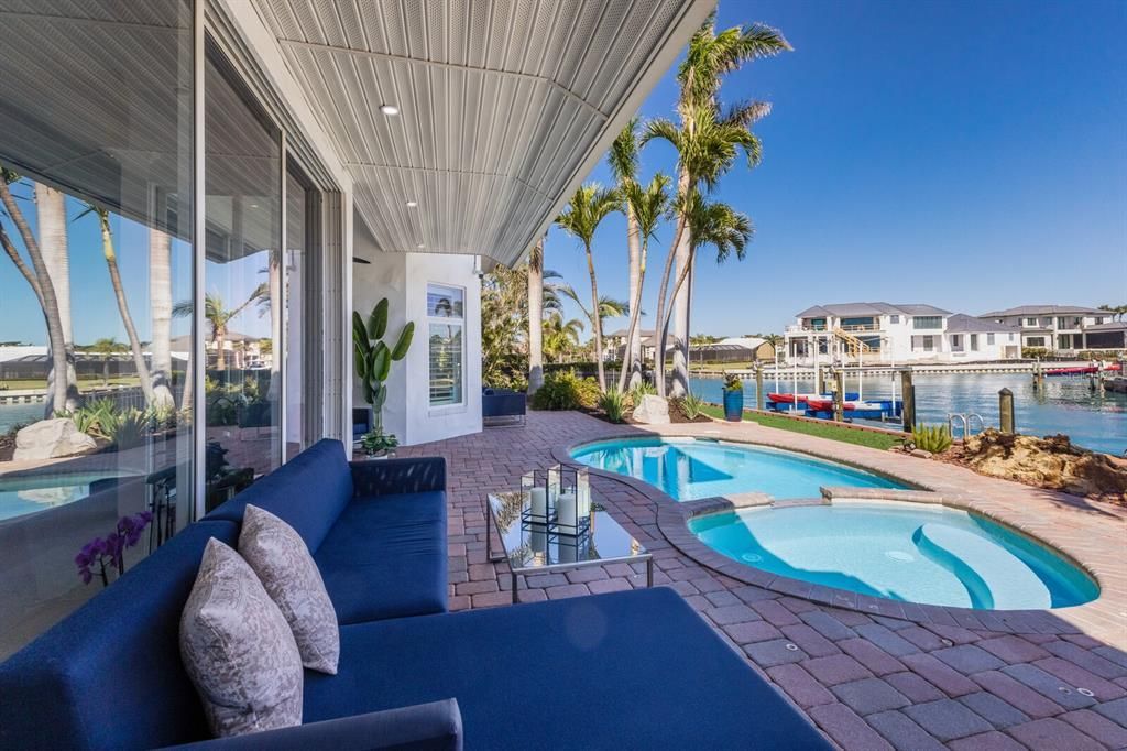 367 W Royal Flamingo Drive, Sarasota, FL 34236 Photo