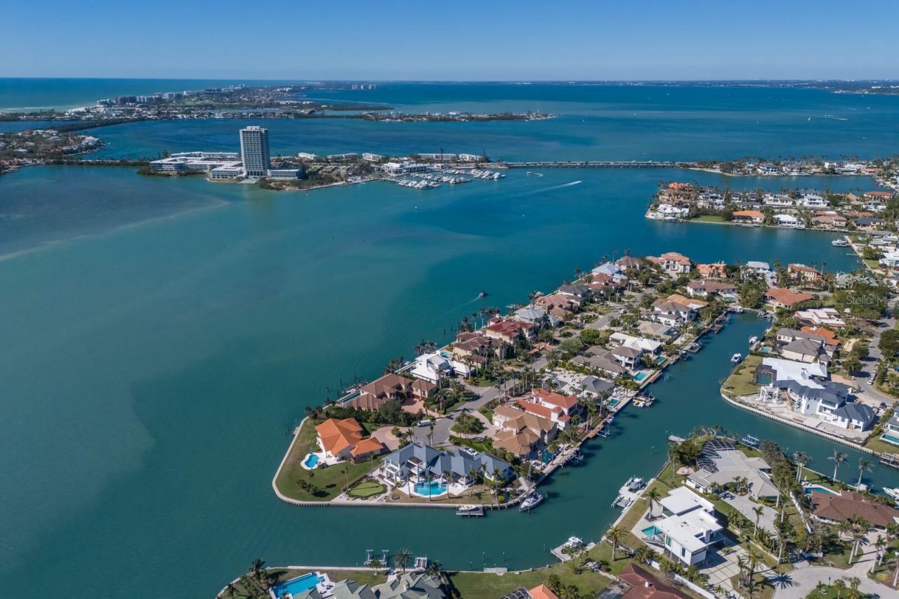 367 W Royal Flamingo Drive, Sarasota, FL 34236 Photo